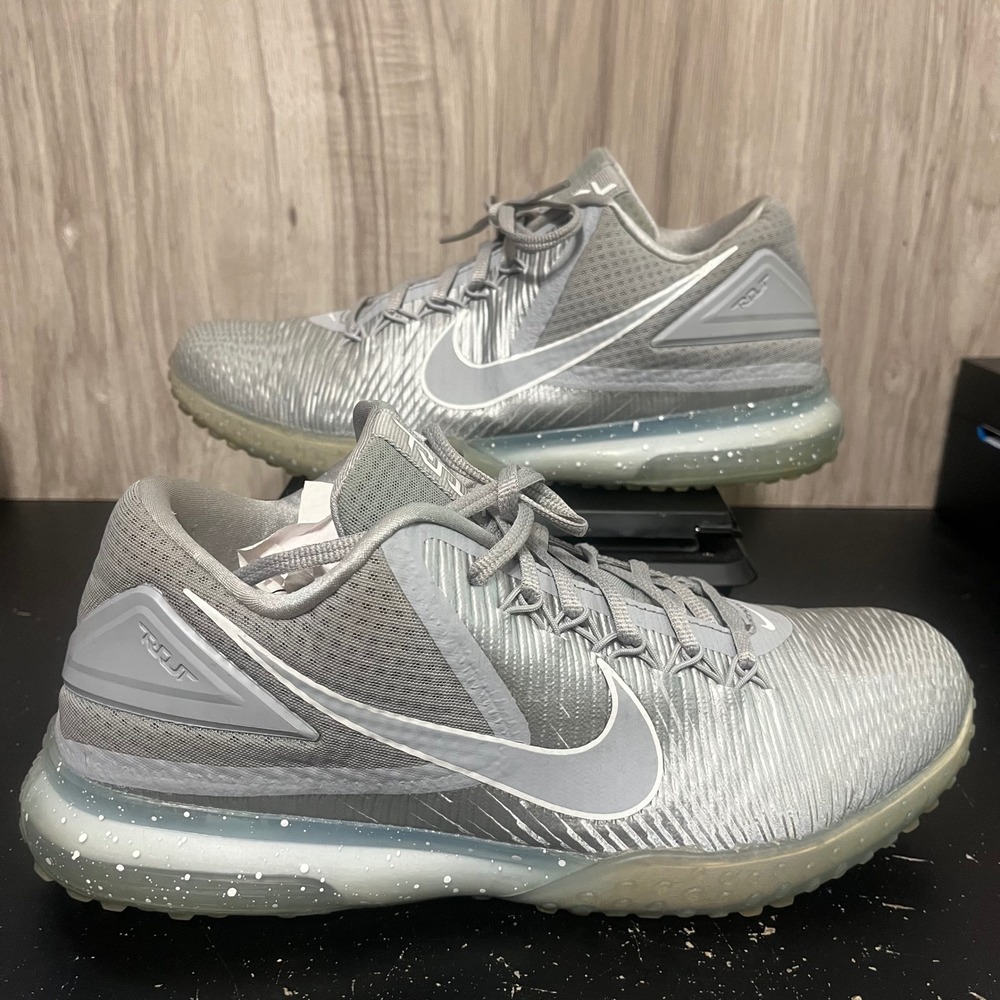Nike Zoom Trout 3 TF Silver/White Size 9 844628-011
